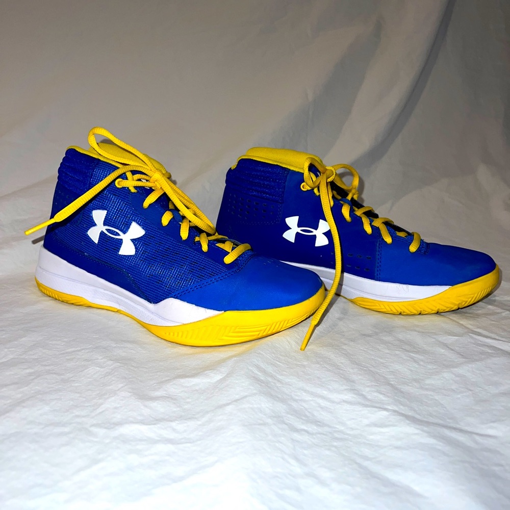 Boys Under Armour Curry Basketball Shoes